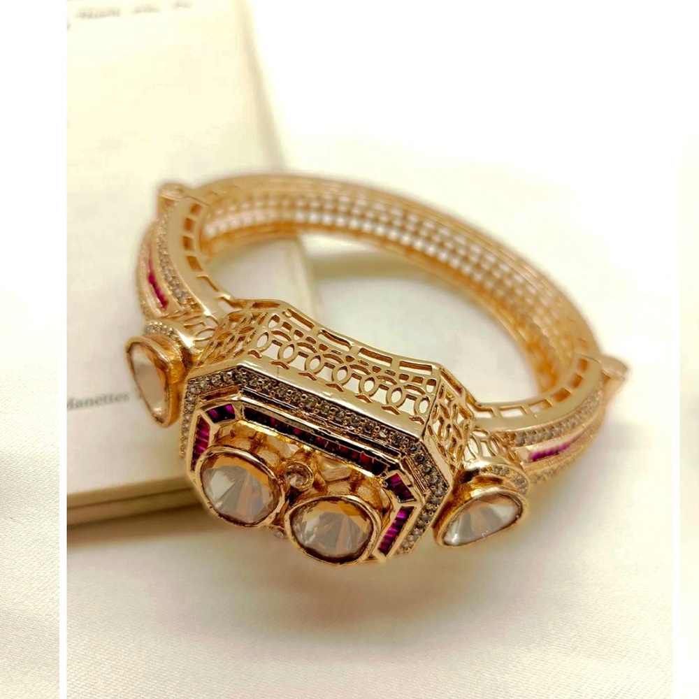 Gold plated Openable Boutique Kada/ bracelet